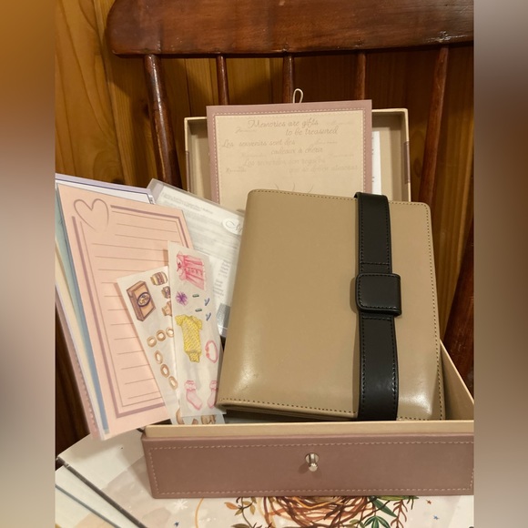 CREATIVE MEMORIES Triumph Memory Chest NIB - Picture 1 of 9